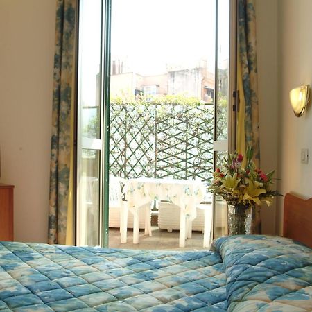 Hotel Tirreno Rzym Pokój zdjęcie