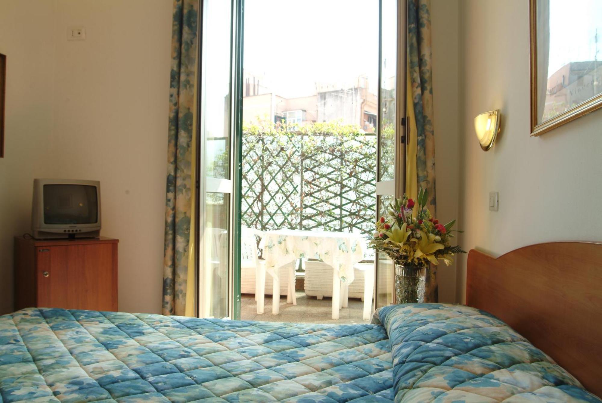 Hotel Tirreno Rzym Pokój zdjęcie