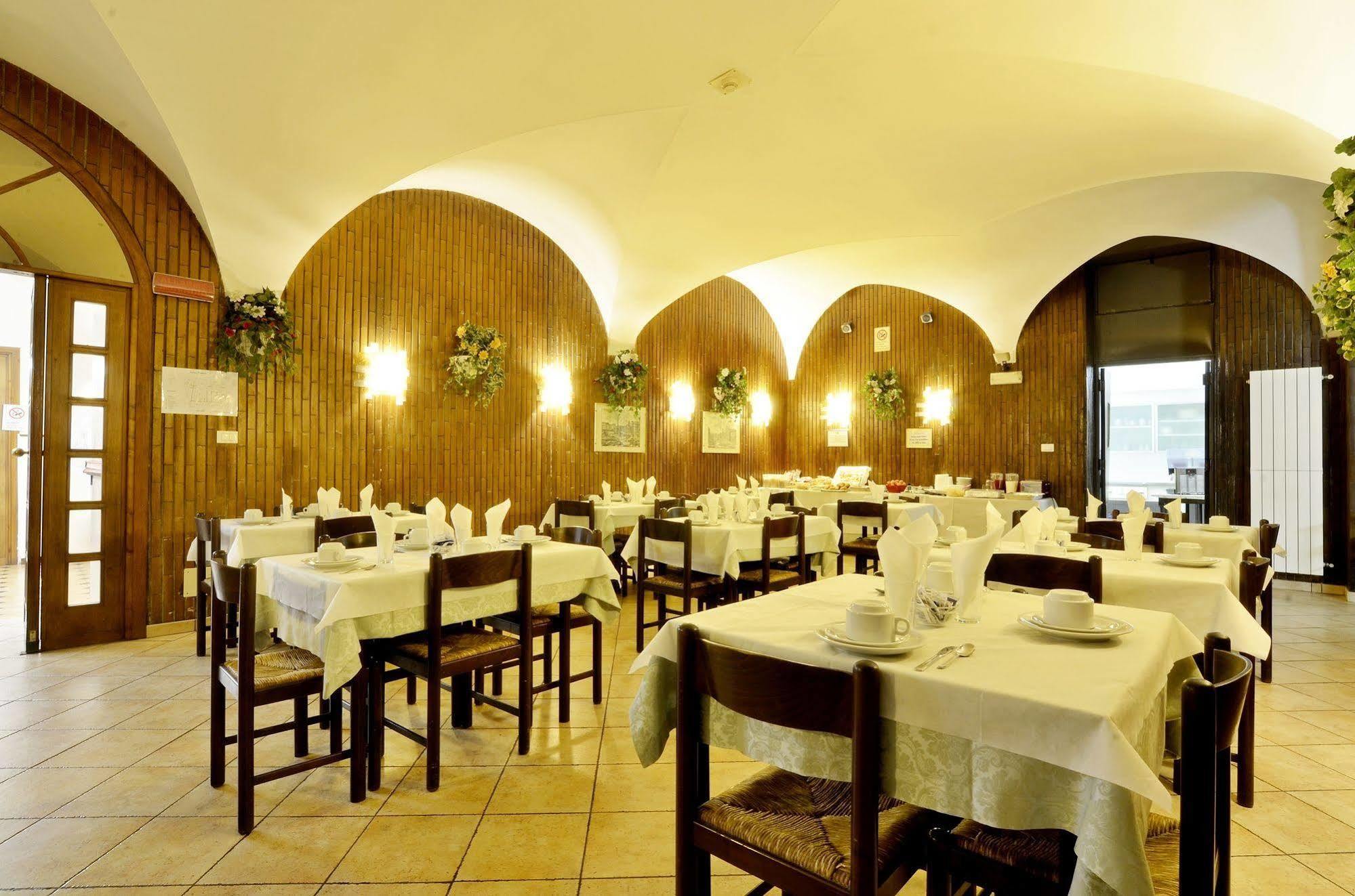 Hotel Tirreno Rzym Zewnętrze zdjęcie